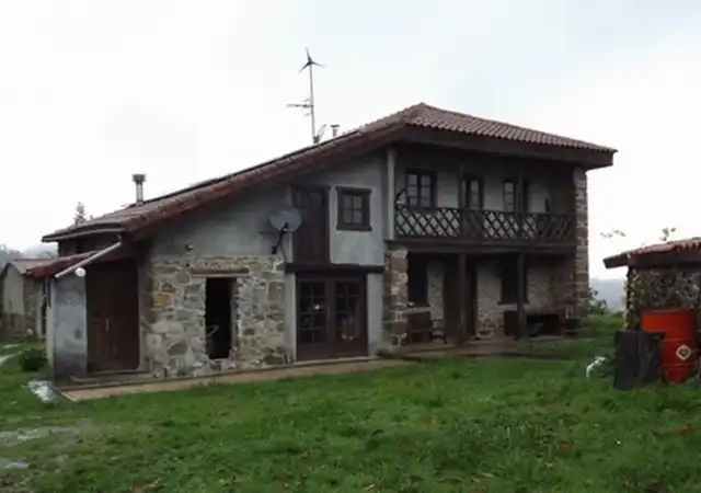 Vista exterior de Piso en venta en Colunga
