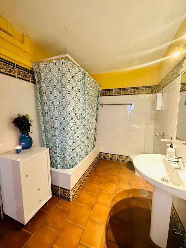 Badezimmer von Wohnung zum Verkauf in Aracena mit Klimaanlage