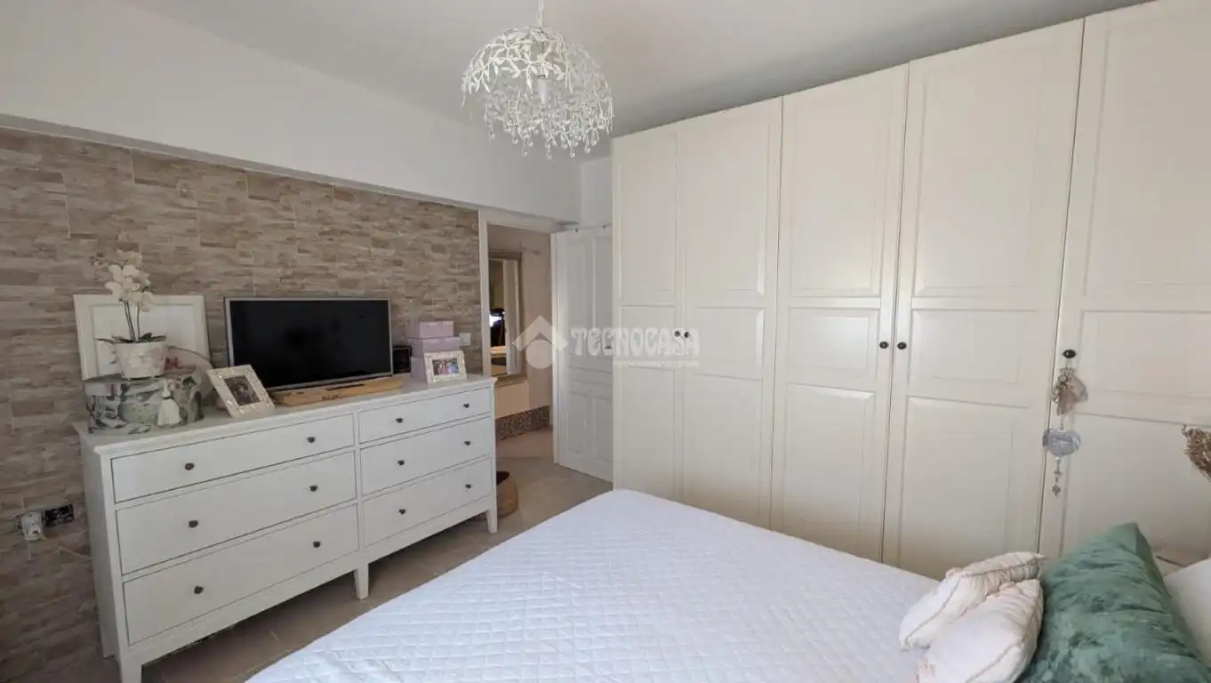 Habitación de Casa adosada en venta en Marchena