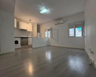 Exterior view of Flat for sale in  Madrid Capital  with Air Conditioner