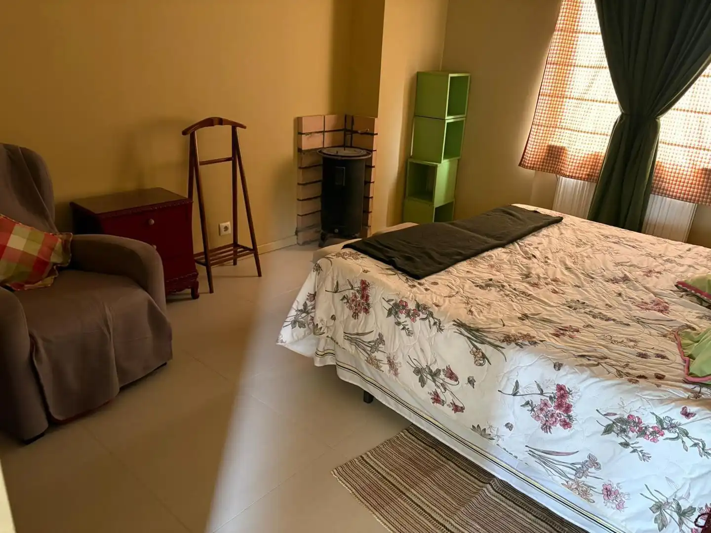 Flat for rent in Cenlle, Ourense