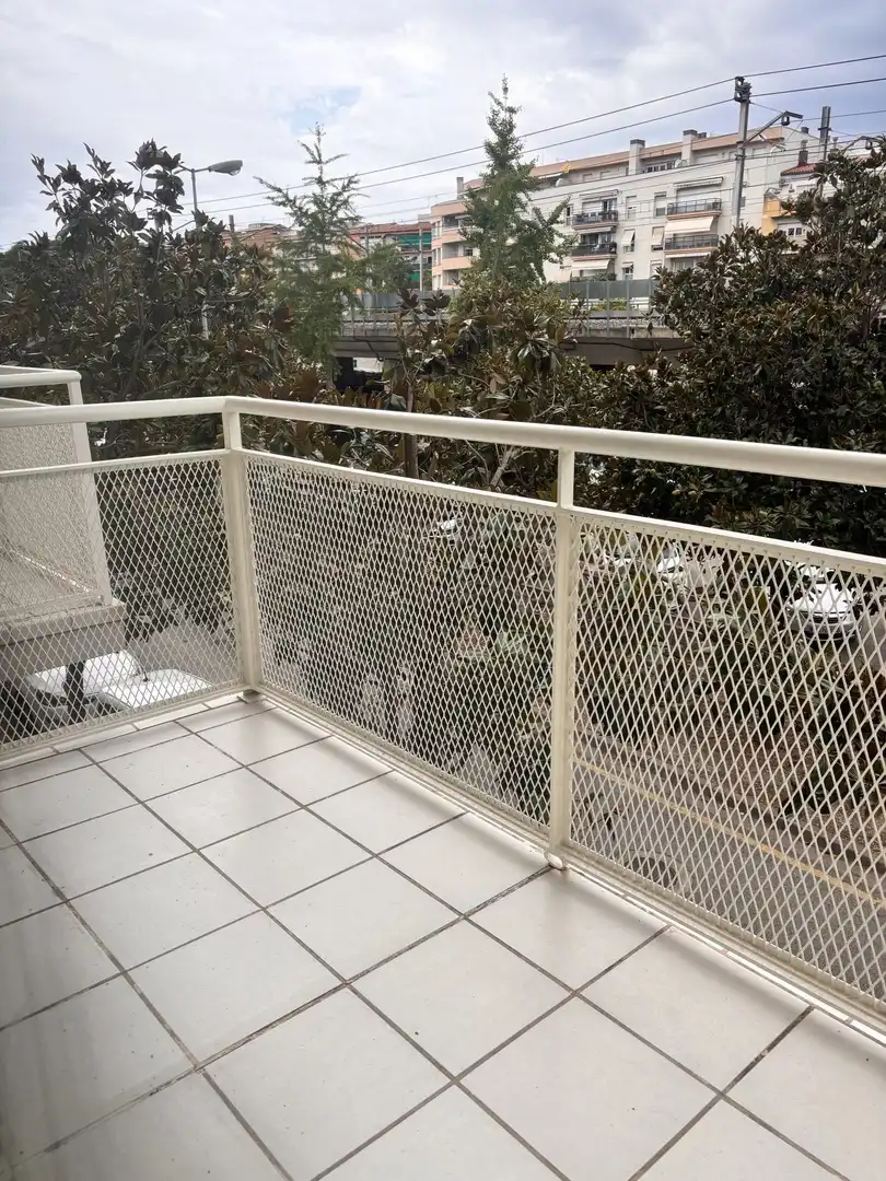 Terrassa de Pis de lloguer en Girona amb Moblat i Balcó