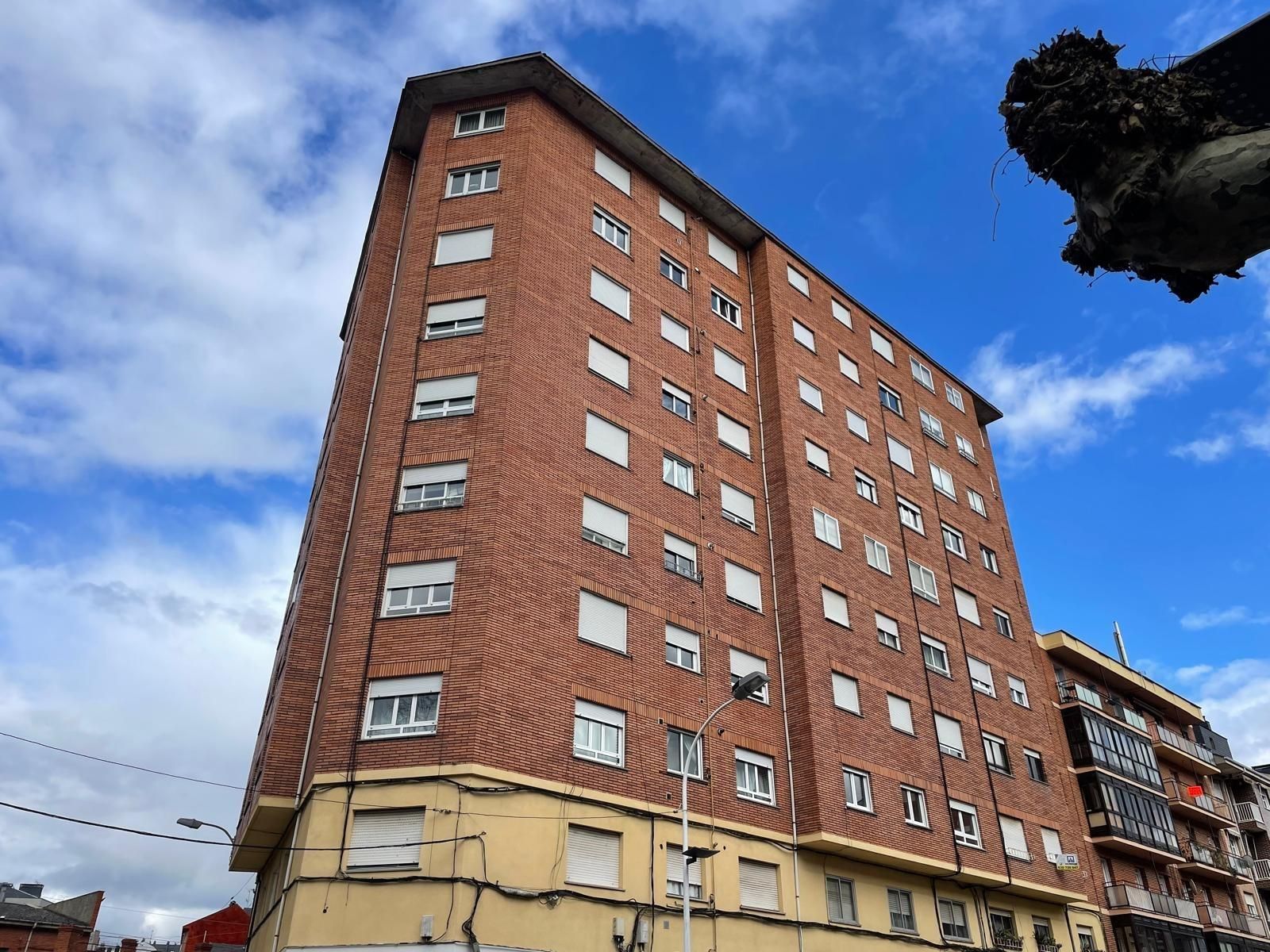 Exterior view of Flat for sale in Ponferrada  with Heating and Storage room