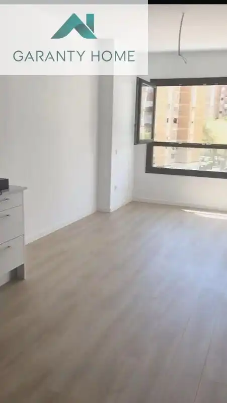 Habitación de Piso de alquiler en Málaga con Aire acondicionado, Calefacción y Terraza