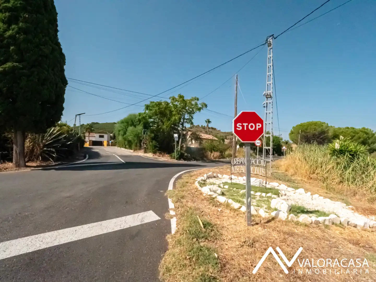 Houses for sale in Coín  with Air Conditioner, Private garden and Terrace