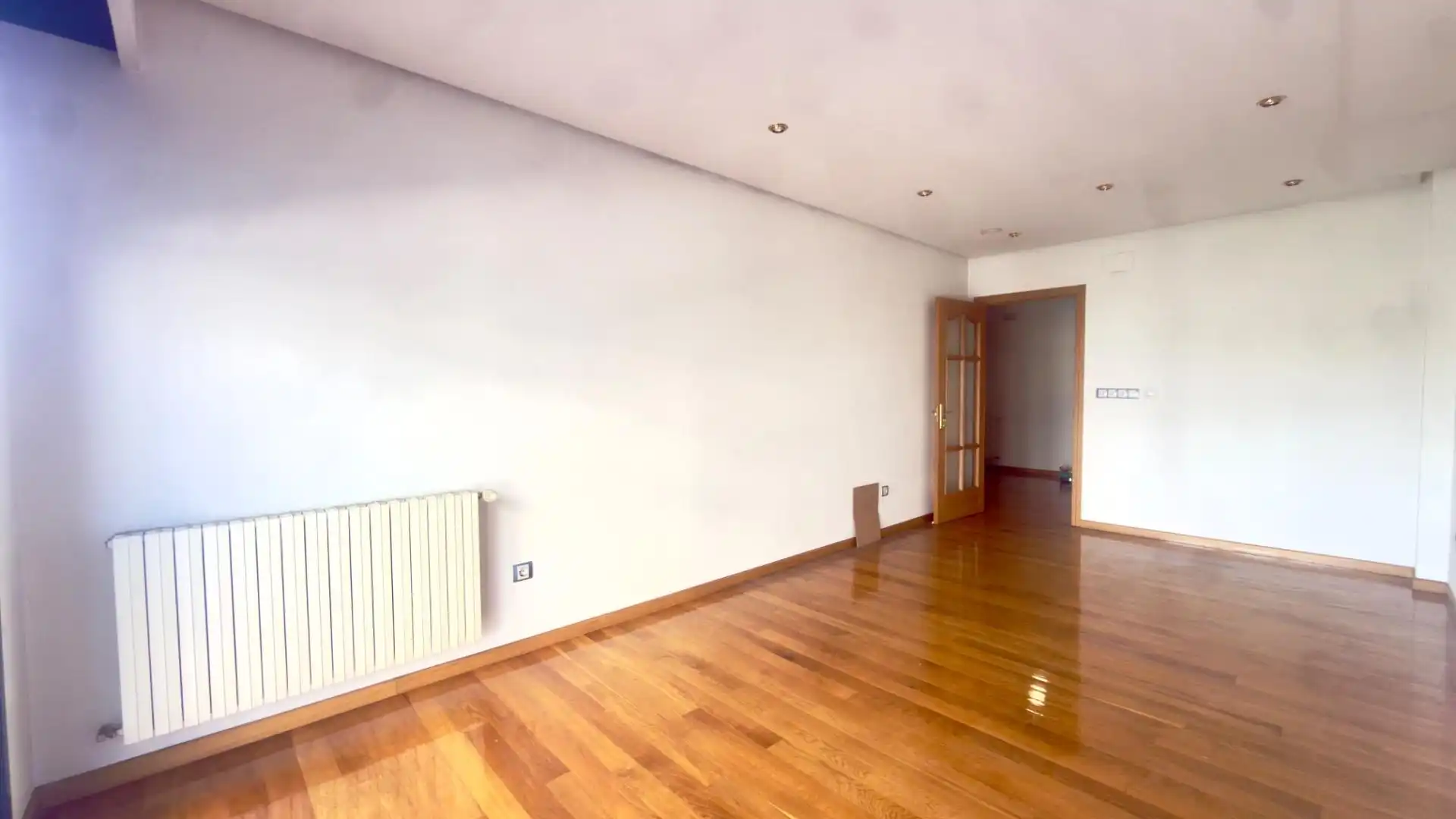 Piso en venta en Ourense Capital  con Calefacción