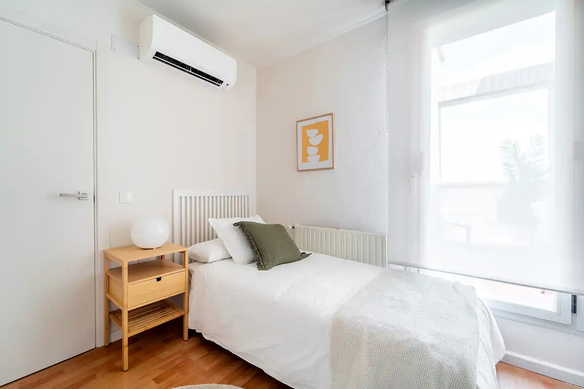 Schlafzimmer von Wohnung zum Verkauf in Madrid mit Klimaanlage, Terrasse und Gemeinschaftspool