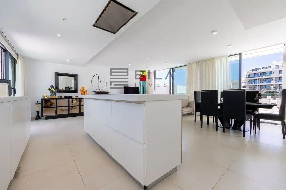 Kitchen of Attic for sale in Fuengirola  with Air Conditioner, Terrace and Storage room