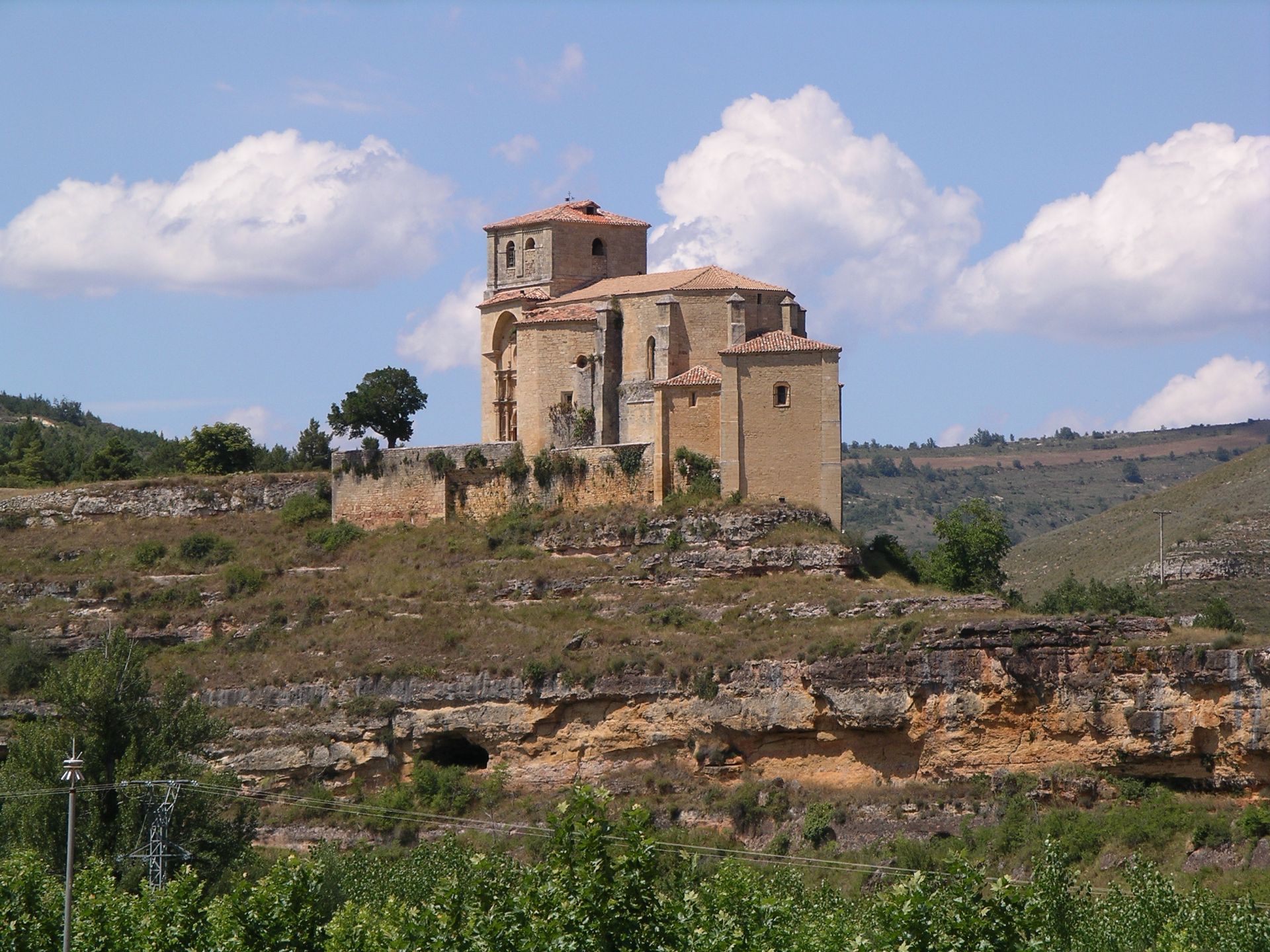 Vista exterior de Casa o xalet en venda en Valle de Sedano amb Calefacció, Jardí privat i Parquet