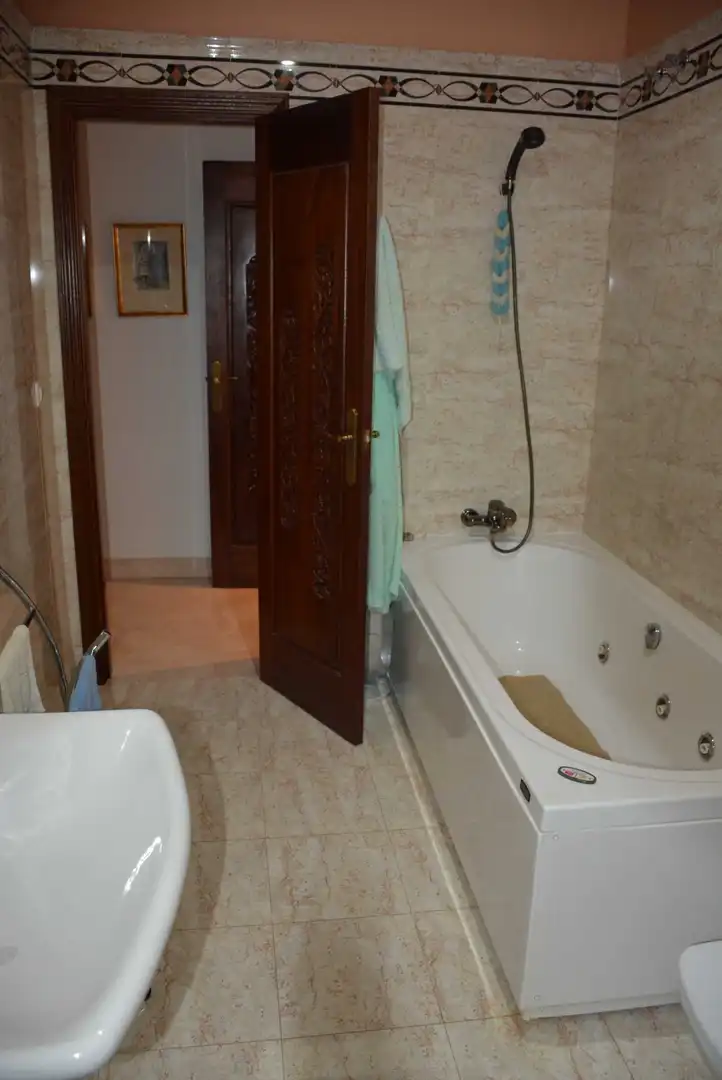 Bany de Casa o xalet en venda en Medellín amb Aire condicionat, Calefacció i Jardí privat