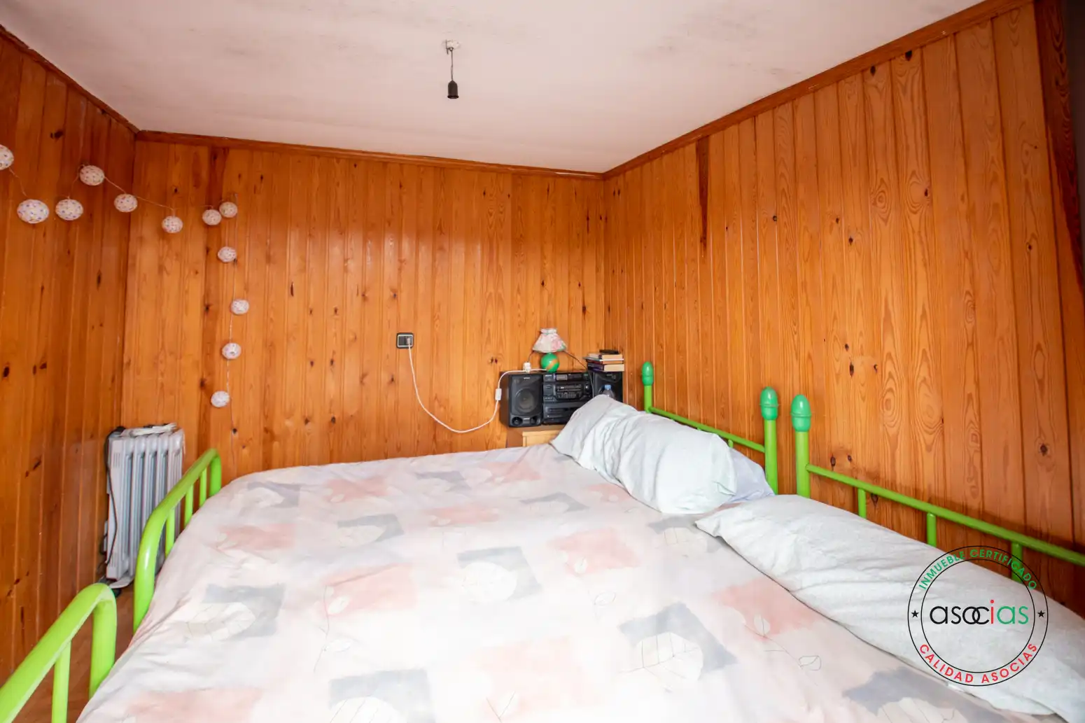 Dormitori de Casa o xalet en venda en Villaviciosa amb Jardí privat i Traster