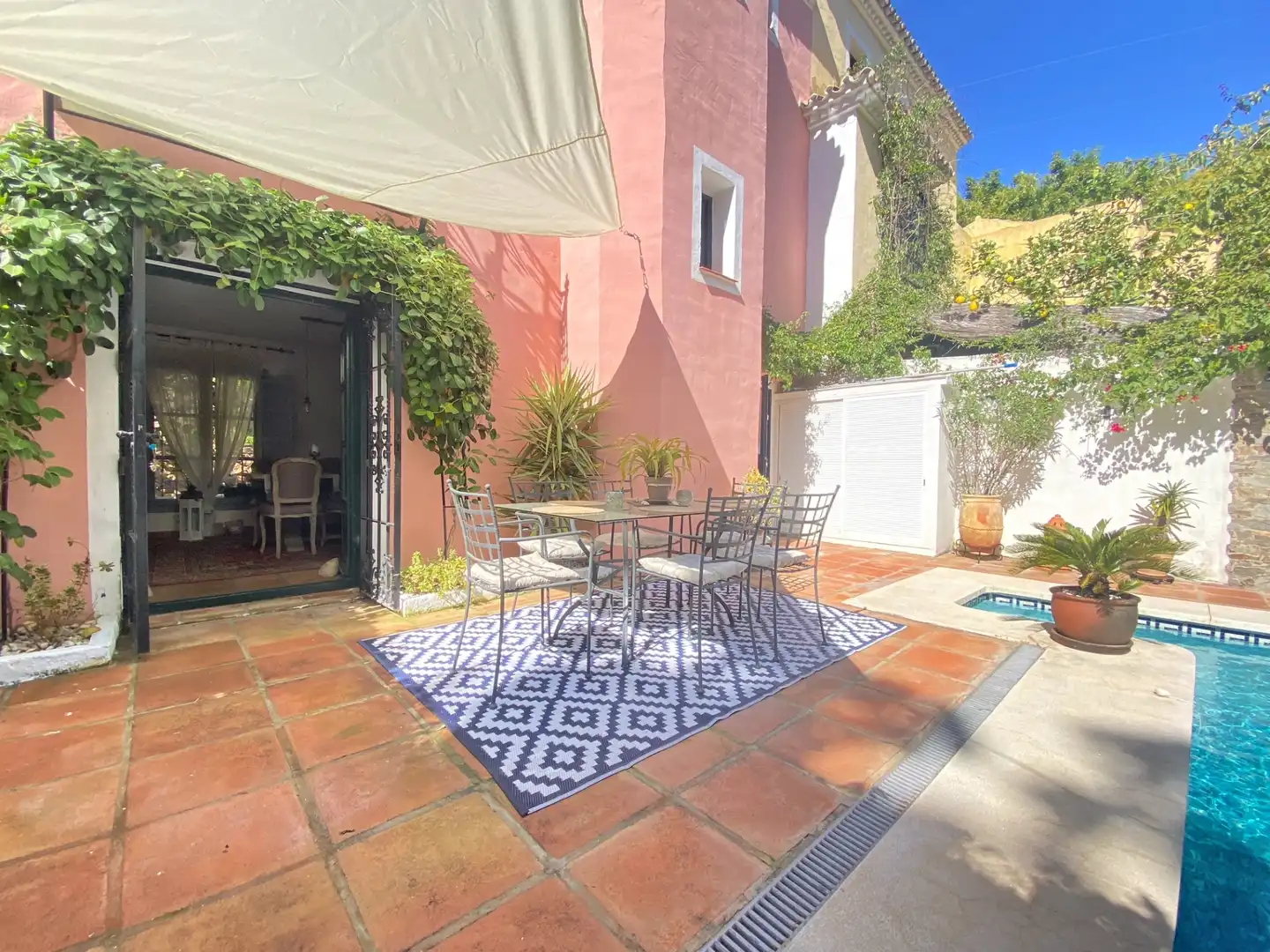 Terraza de Casa adosada en venta en Marbella con Jardín privado, Terraza y Piscina