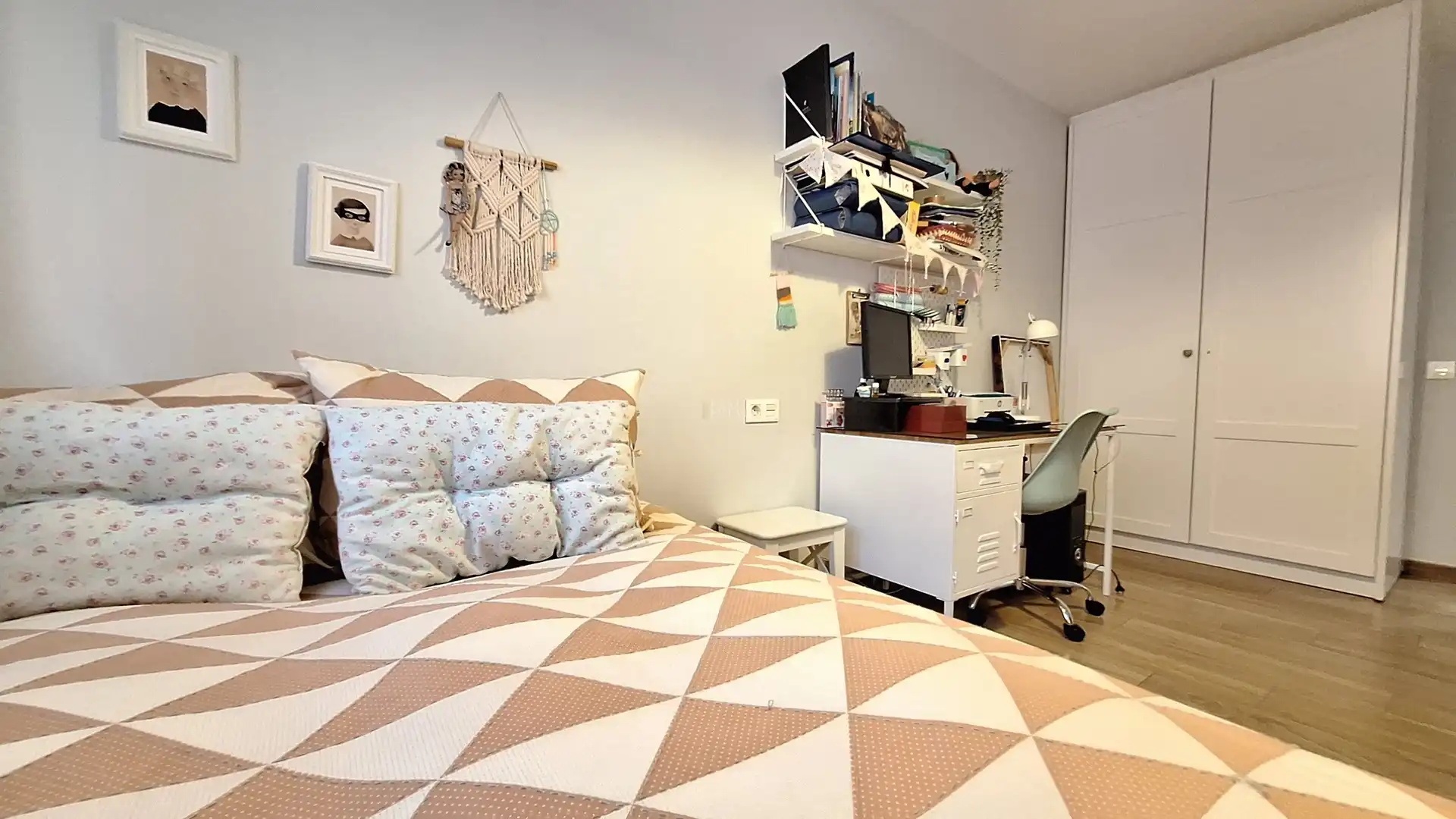 Piso en venta en Calle Misionera Fuensanta Bernal, Centro