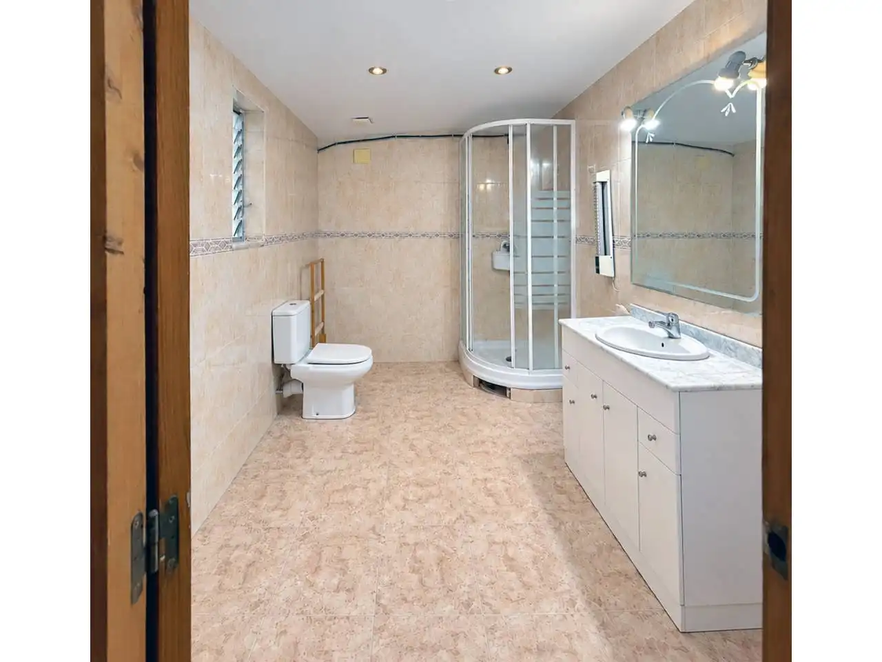 Business premises for sale in Sant Llorenç d'Hortons, imagen 26