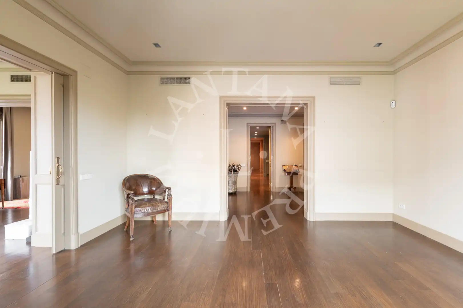 Piso en venta en Barcelona con Aire acondicionado, Calefacción y Parquet