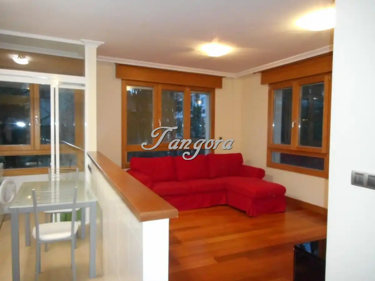 Sala de estar de Piso en venta en Getxo  con Calefacción, Parquet y Horno