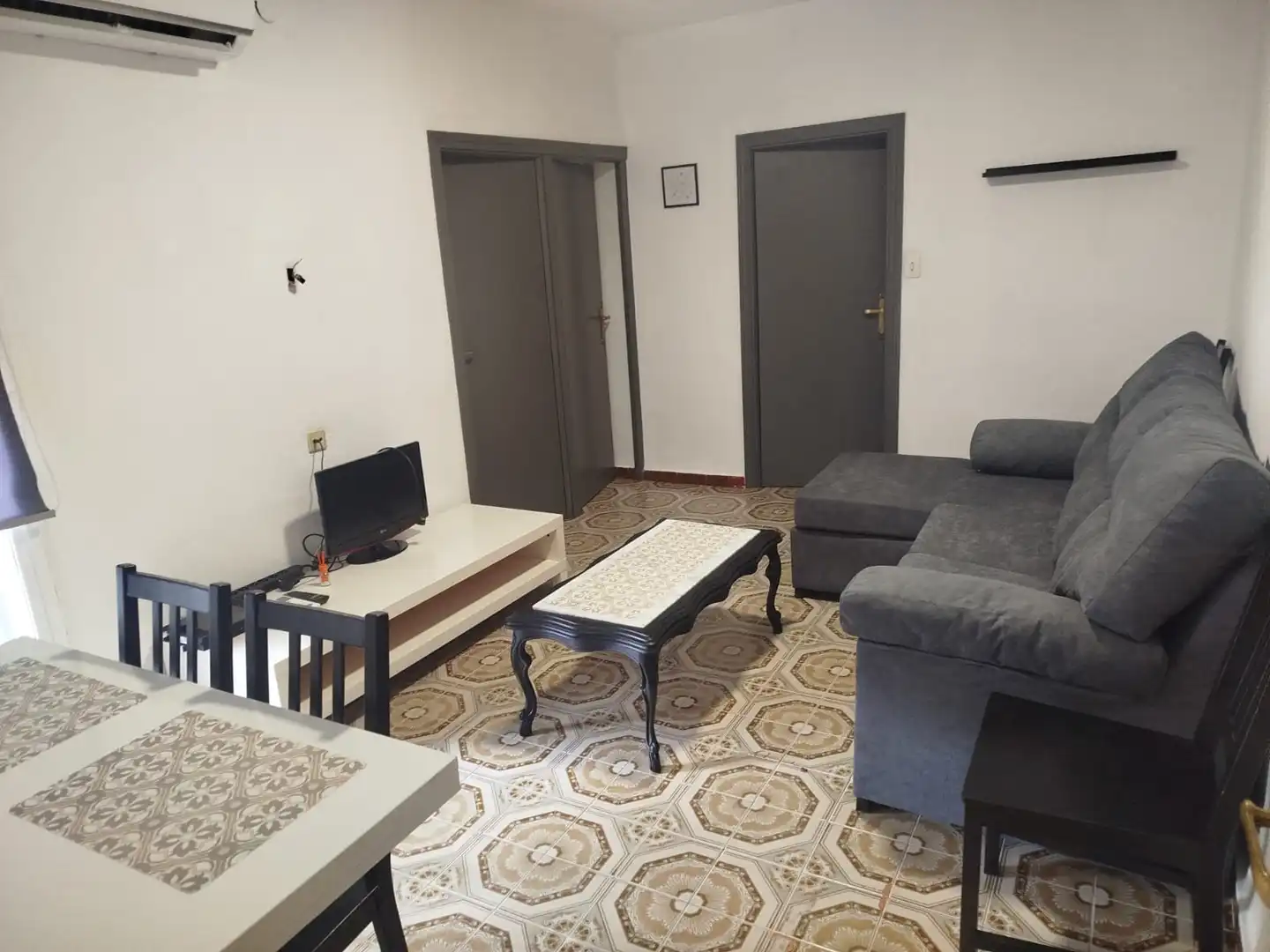 Sala de estar de Piso de alquiler en Plasencia con Aire acondicionado y Amueblado