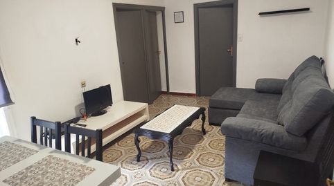 Foto 3 de Piso de alquiler en Calle Miguel Martínez, Los Pinos - El Pilar, Plasencia