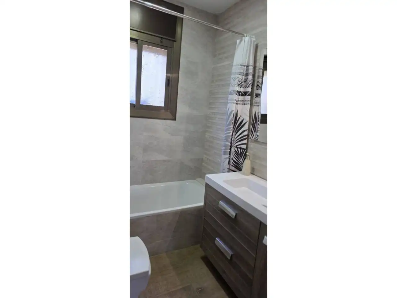Bathroom of Houses for sale in Argentona  with Heating, Private garden and Terrace