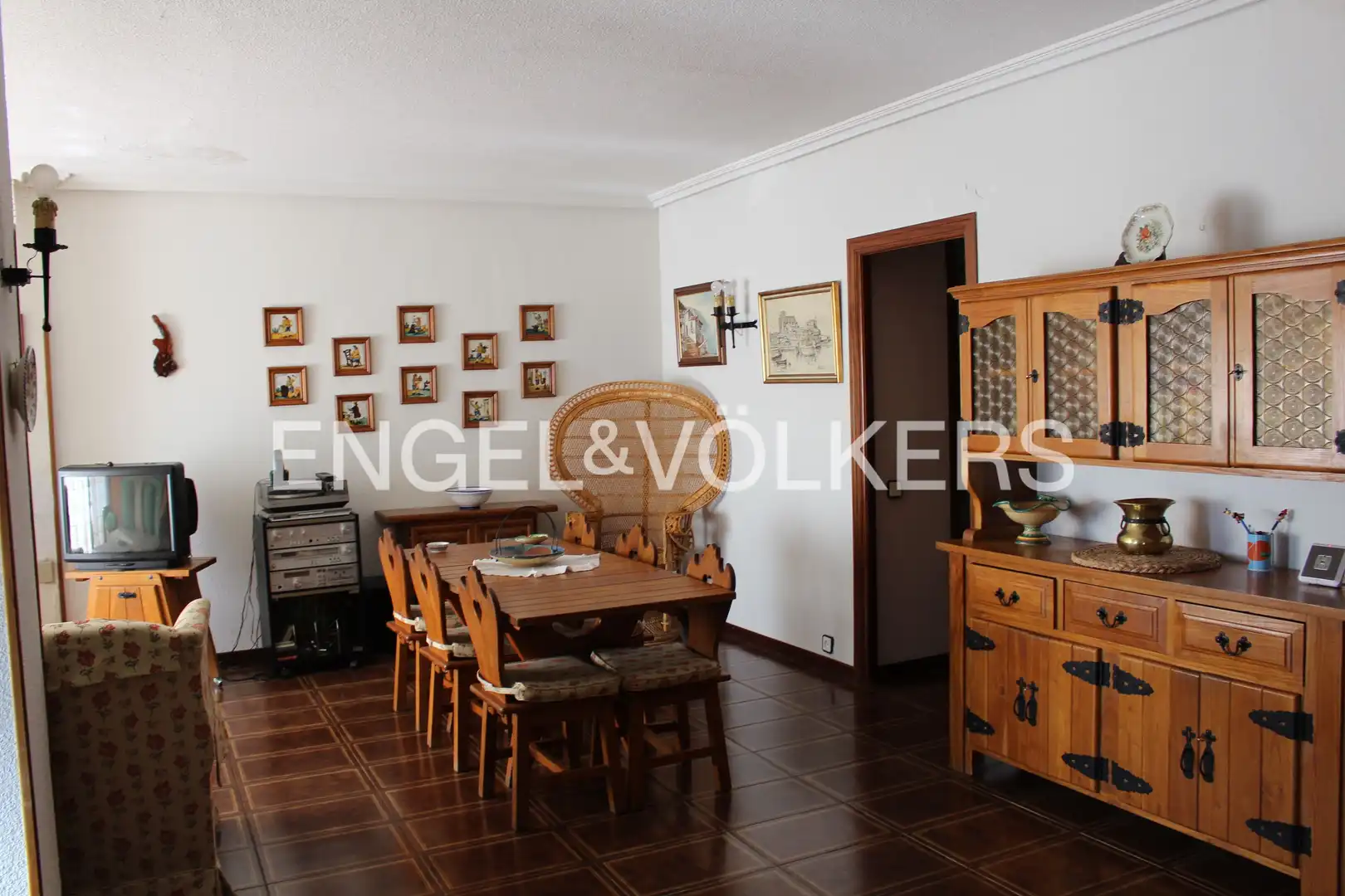 Comedor de Casa o chalet en venta en Cabanillas de la Sierra con Calefacción, Jardín privado y Piscina