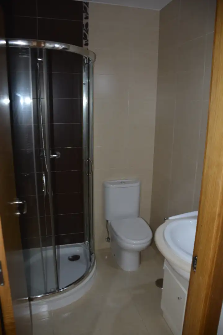 Bathroom of Flat for sale in Ames  with Heating, Parquet flooring and Storage room