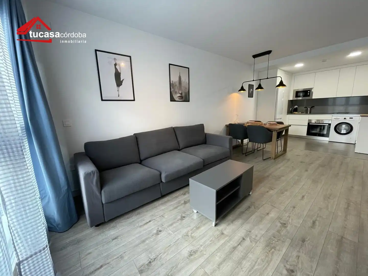 Sala d'estar de Apartament en venda en Córdoba amb Aire condicionat, Calefacció i Parquet