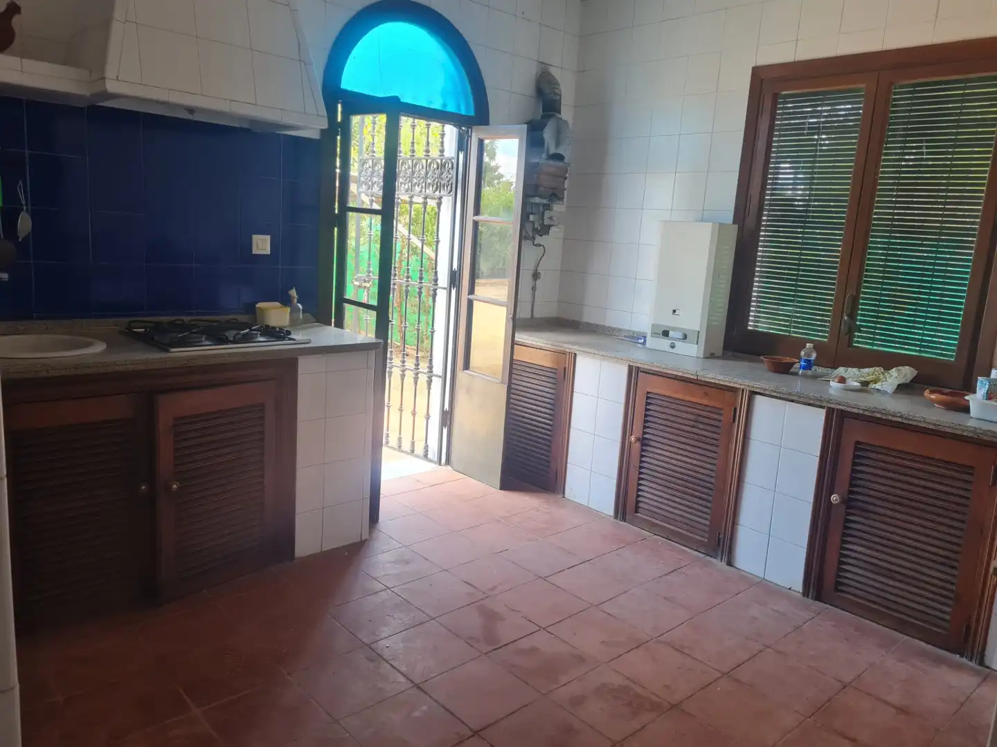 Küche von Country house zum Verkauf in Cantillana mit Privatgarten, Terrasse und Schwimmbad
