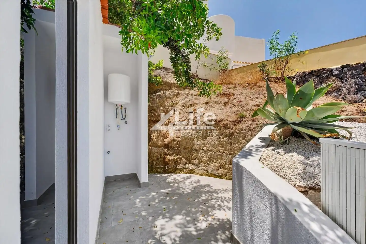 Terrasse von Wohnung zum Verkauf in Adeje mit Klimaanlage, Privatgarten und Terrasse