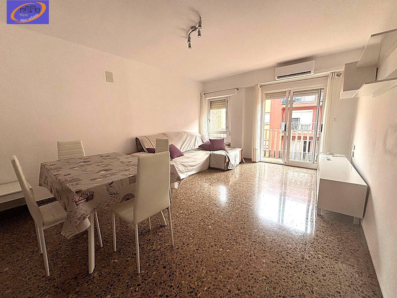 Living room of Flat to rent in Mislata  with Air Conditioner, Heating and Balcony
