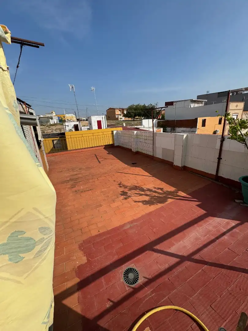 Terrassa de Casa o xalet en venda en Badajoz amb Moblat