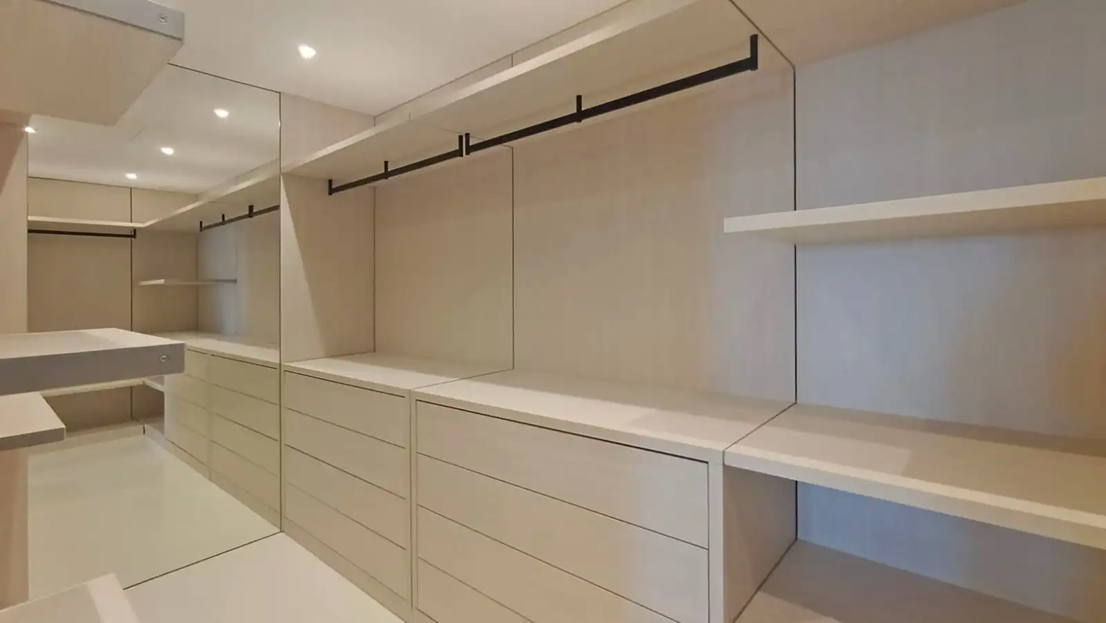 Habitación de Apartamento en venta en Marbella con Aire acondicionado, Calefacción y Terraza