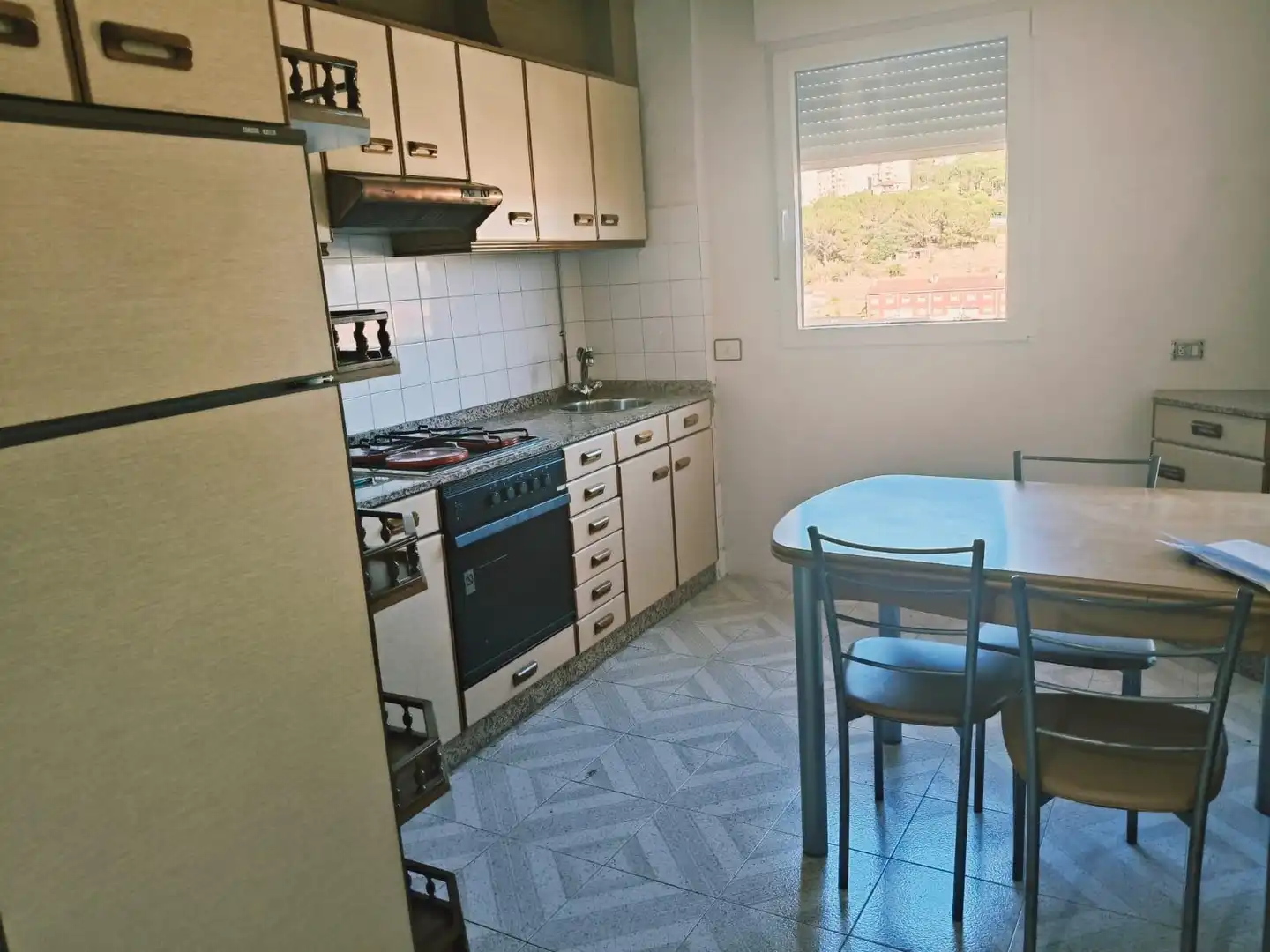 Kitchen of Flat for sale in Ourense Capital   with Heating, Balcony and Community pool