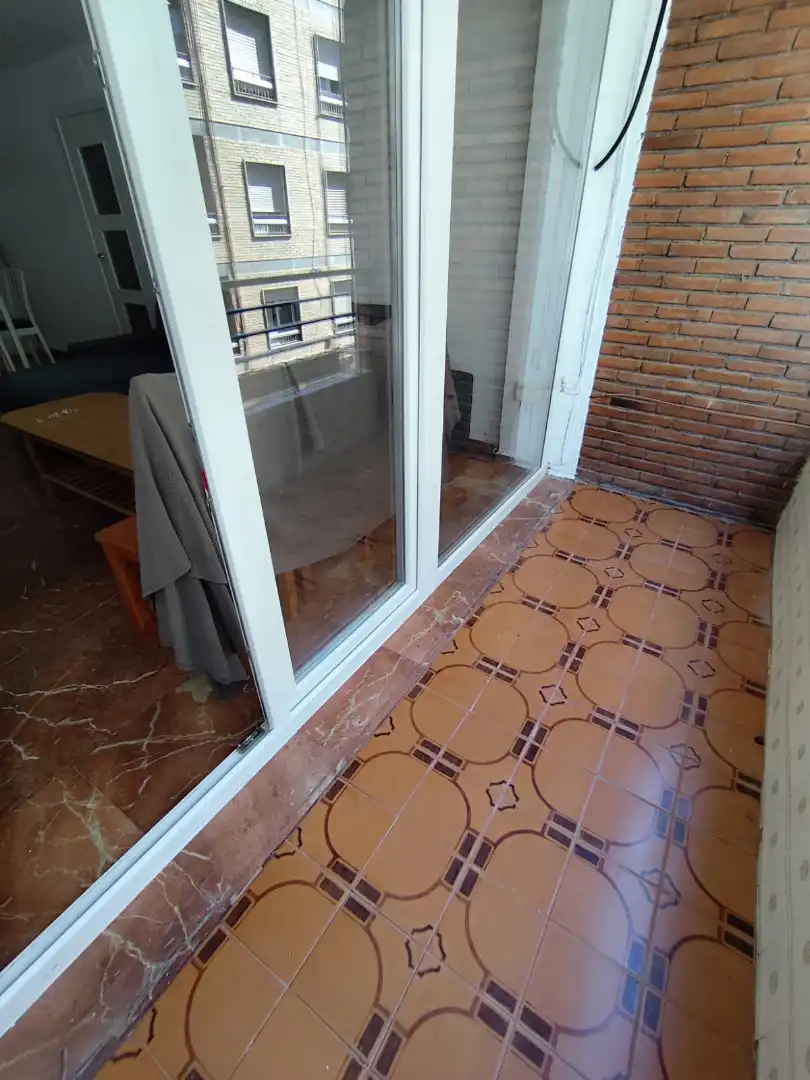 Piso con terraza en alquiler en Calle Gonzalo Gallas, imagen 3