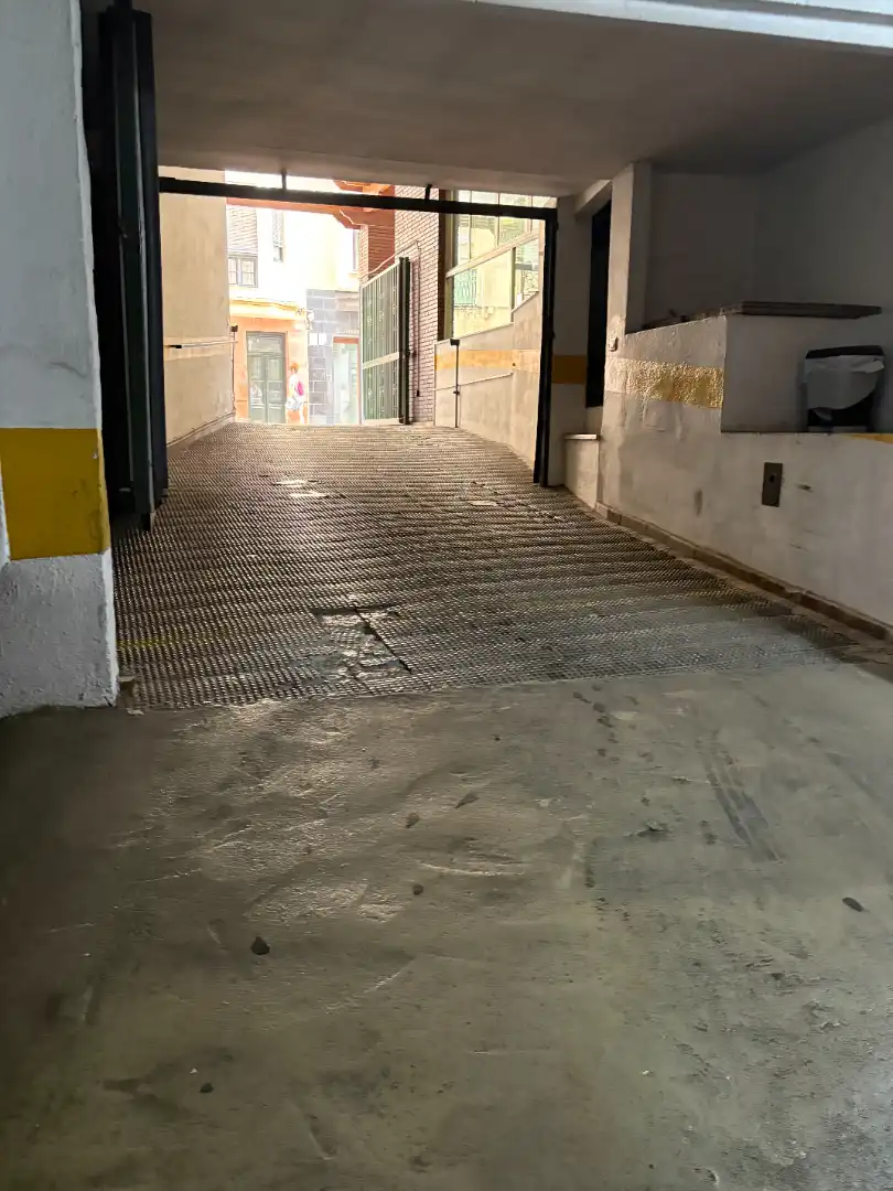 Aparcament amb ascensor en venda a Calle Fajardo, imagen 5