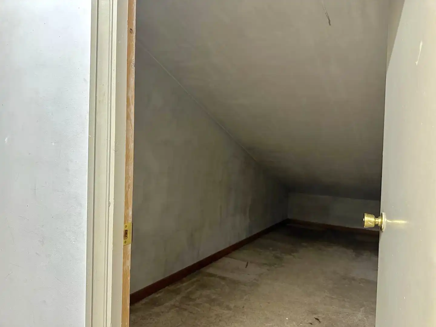 Storage room for sale in Pasaia