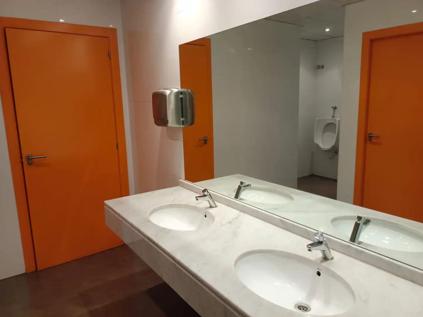 Baño de Oficina en venta en Lleida