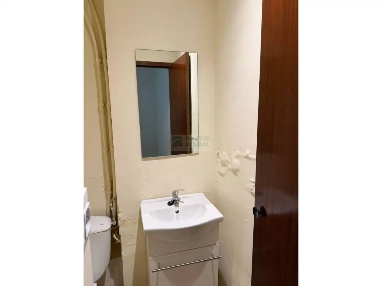 Baño de Finca rústica en venta en Figueres con Aire acondicionado, Calefacción y Jardín privado