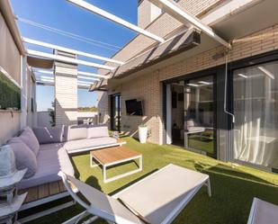 Terrassa de Àtic en venda en Sant Boi de Llobregat amb Aire condicionat, Calefacció i Jardí privat