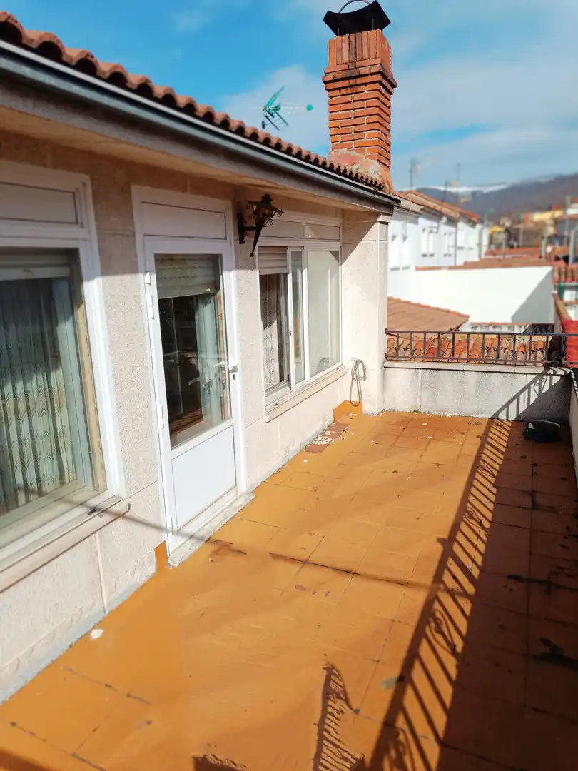 Balcony of Houses for sale in Barruelo de Santullán  with Heating, Parquet flooring and Terrace