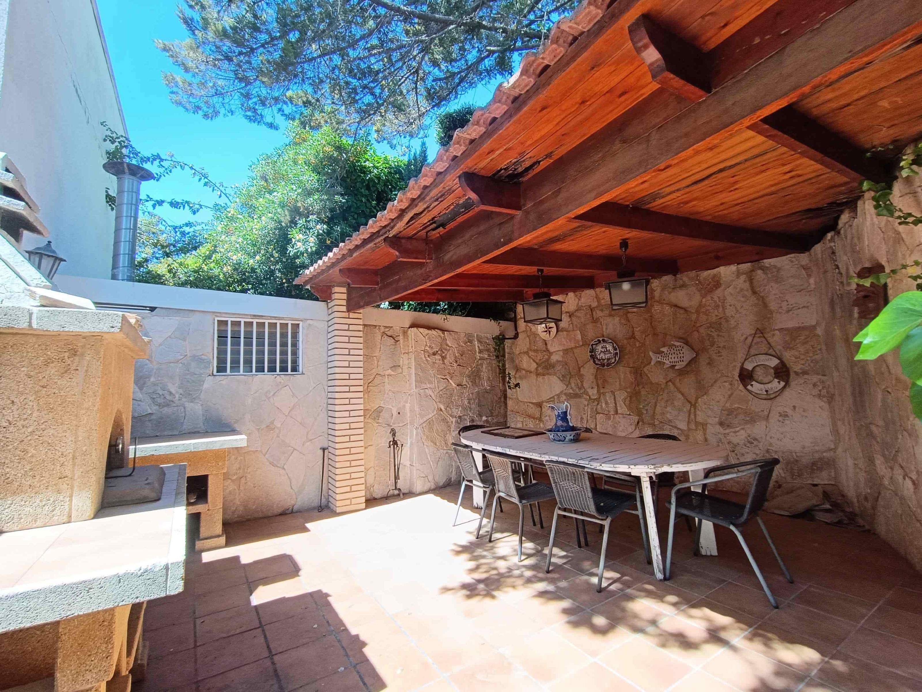Casa o xalet en venda a Vallpineda - Santa Bàrbara
