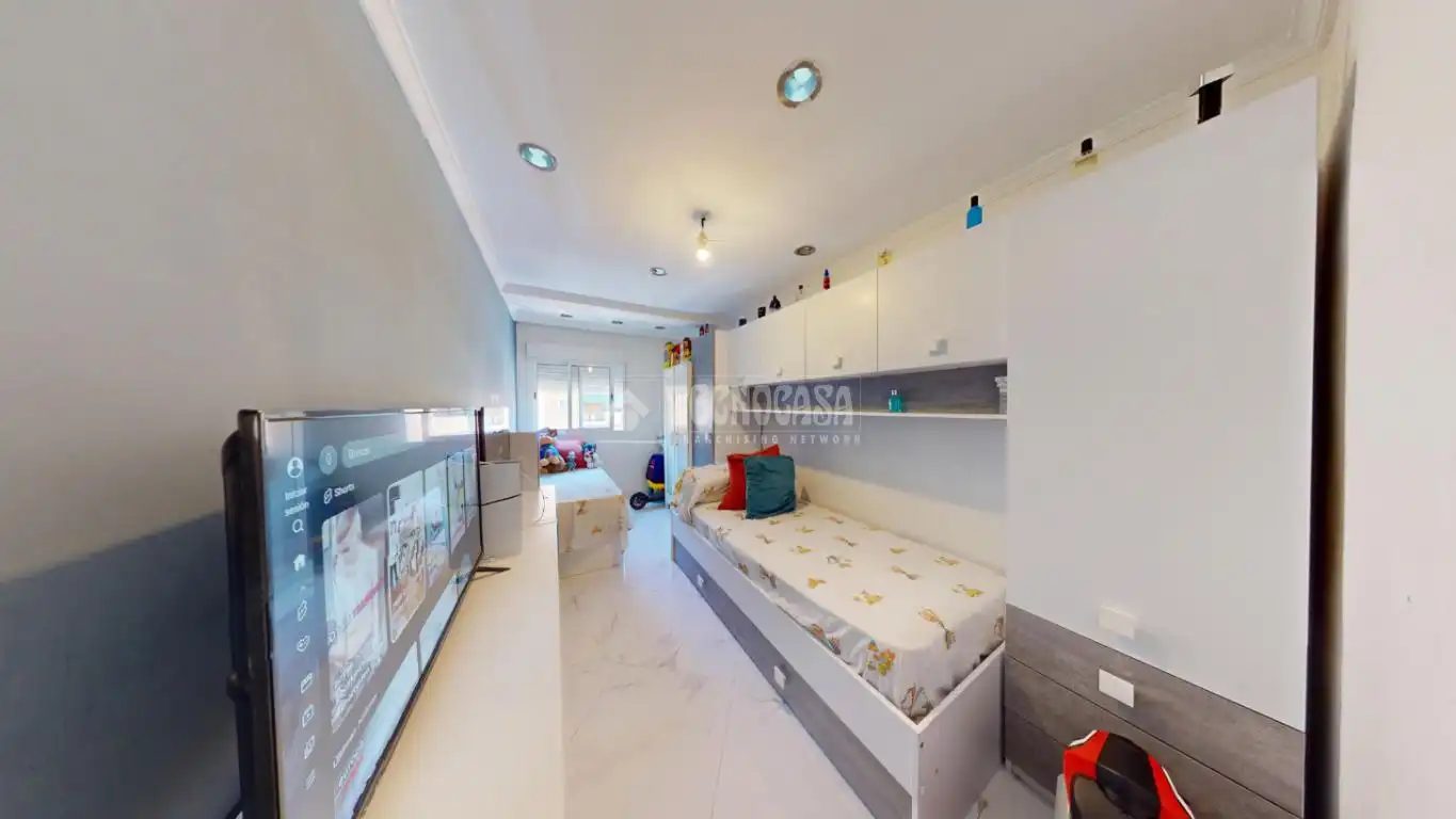Habitación de Piso en venta en Valencia con Calefacción