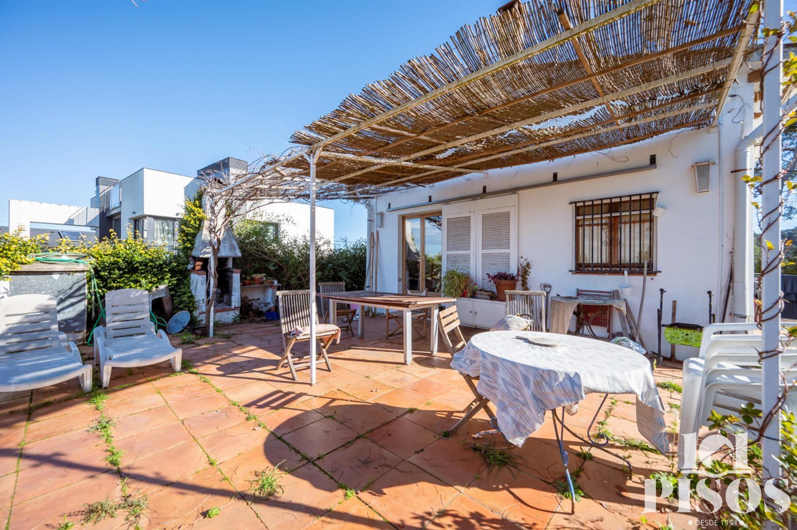 Terrassa de Casa o xalet en venda en Sant Cugat del Vallès amb Calefacció, Jardí privat i Traster