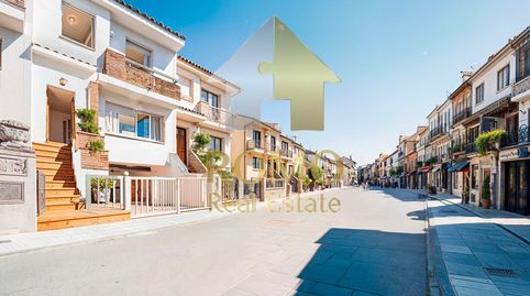 Foto 2 de Casa adosada en venta en Passatge Antonio Machado, Santa Perpètua de Mogoda, Barcelona