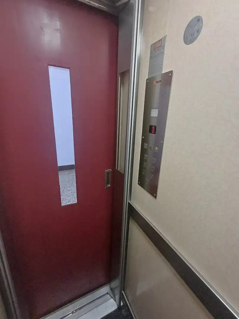 Flat for rent in Barcelona  with Heating, Parquet flooring and Furnished