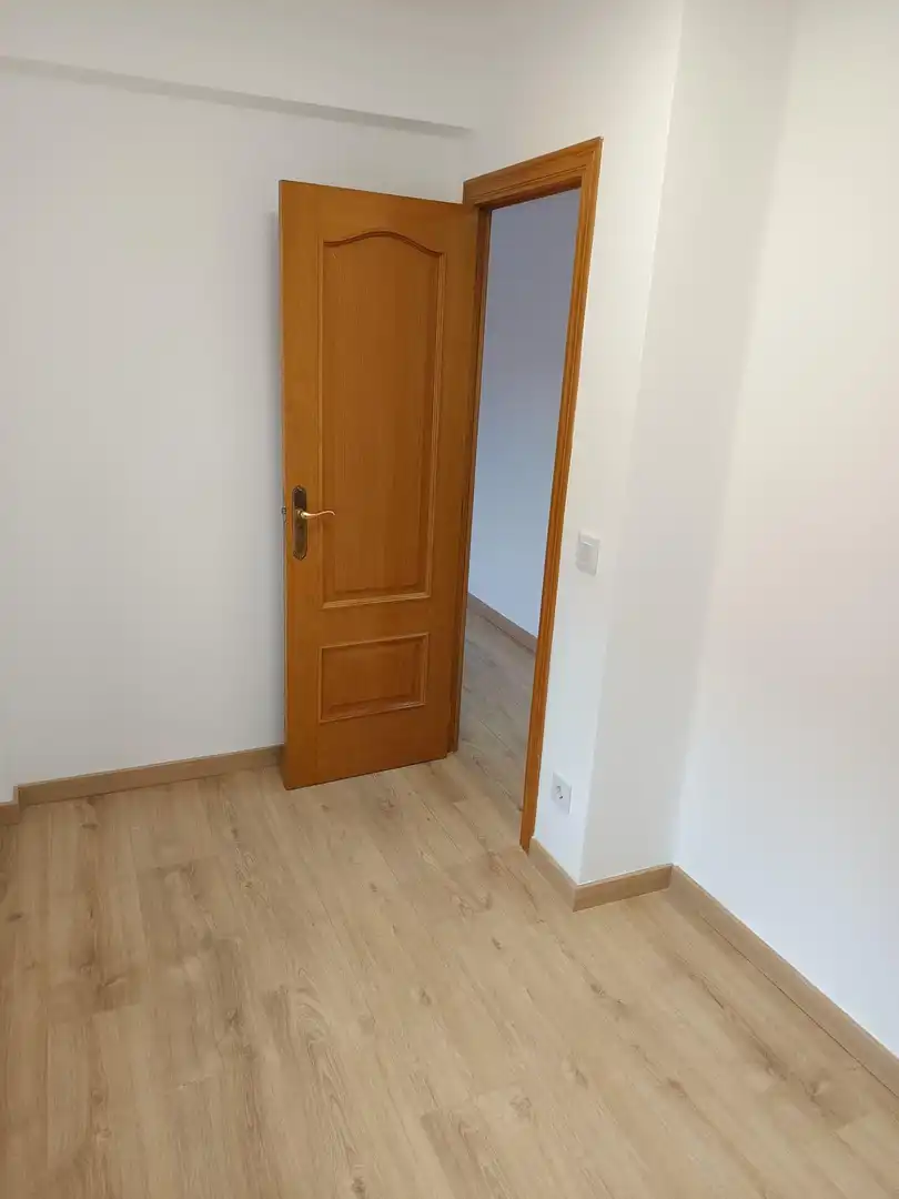 Wohnung mit Terrasse zum Verkauf in Avenida de la Paz, imagen 16