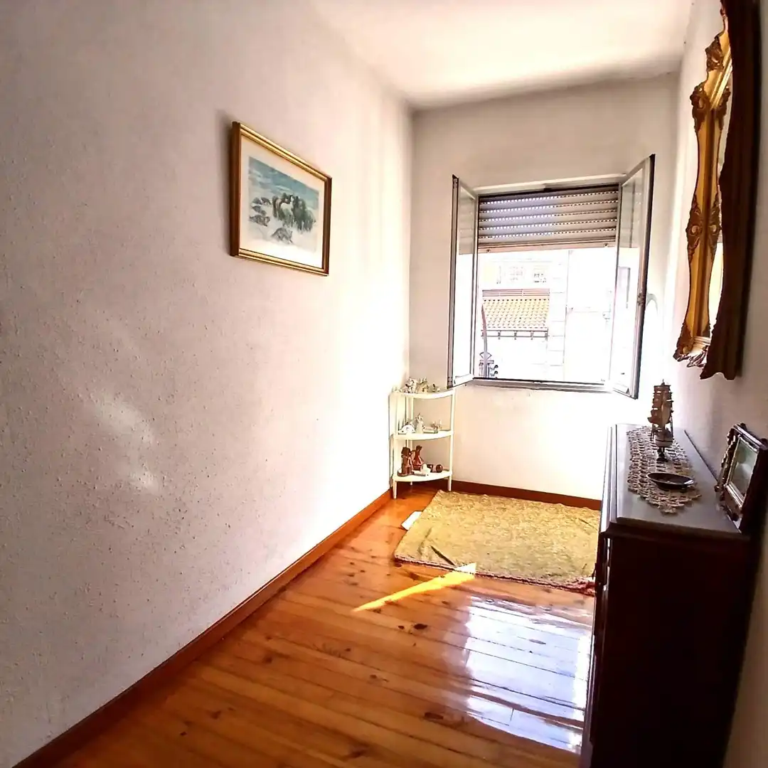 Schlafzimmer von Haus oder Chalet zum Verkauf in San Andrés del Rabanedo mit Abstellraum und Balkon