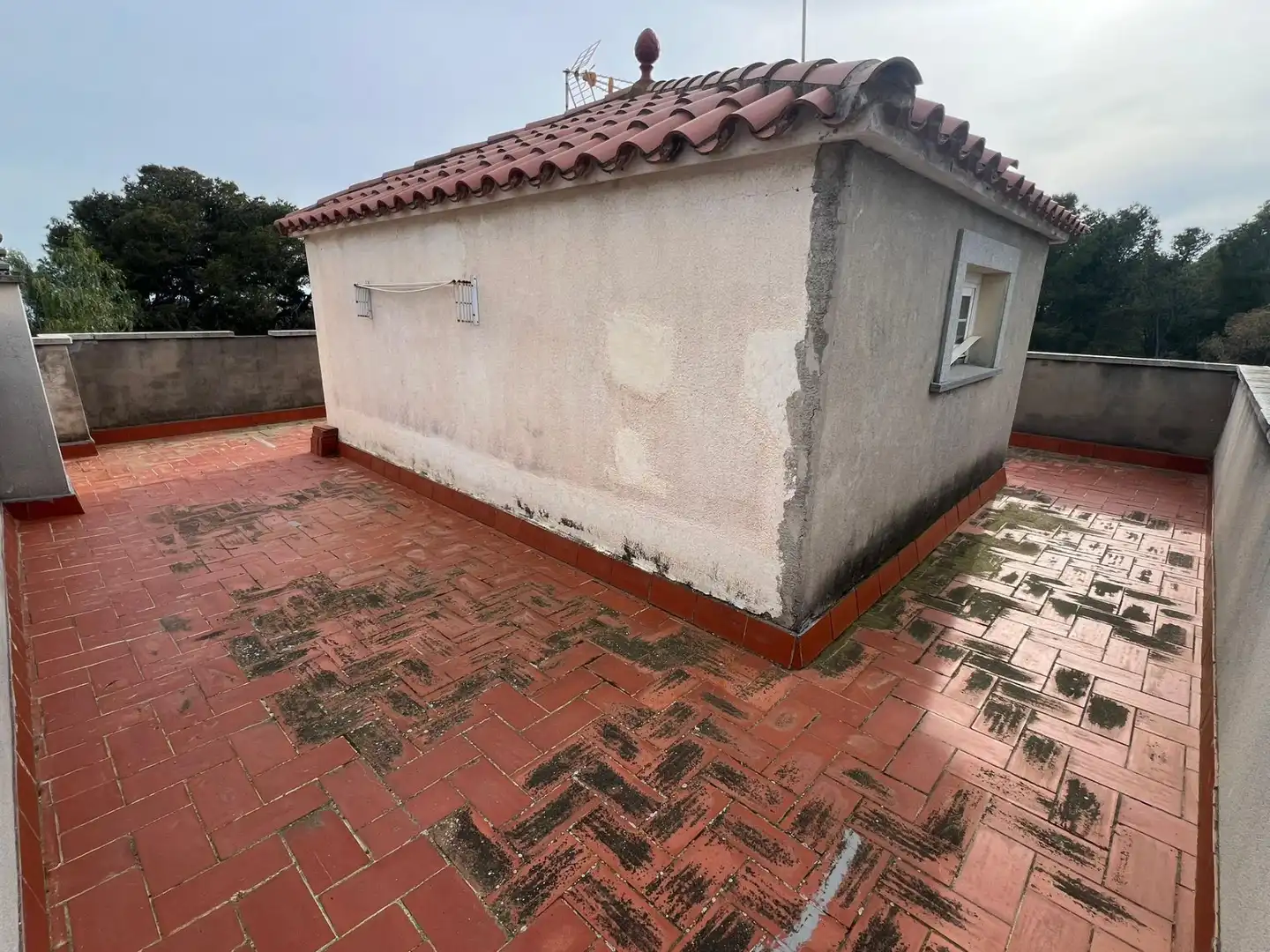 Terrassa de Finca rústica en venda en Vilanova i la Geltrú amb Jardí privat, Terrassa i Traster