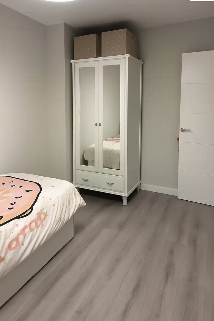 Dormitori de Casa adosada per a compartir en Camarma de Esteruelas amb Terrassa, Traster i Moblat