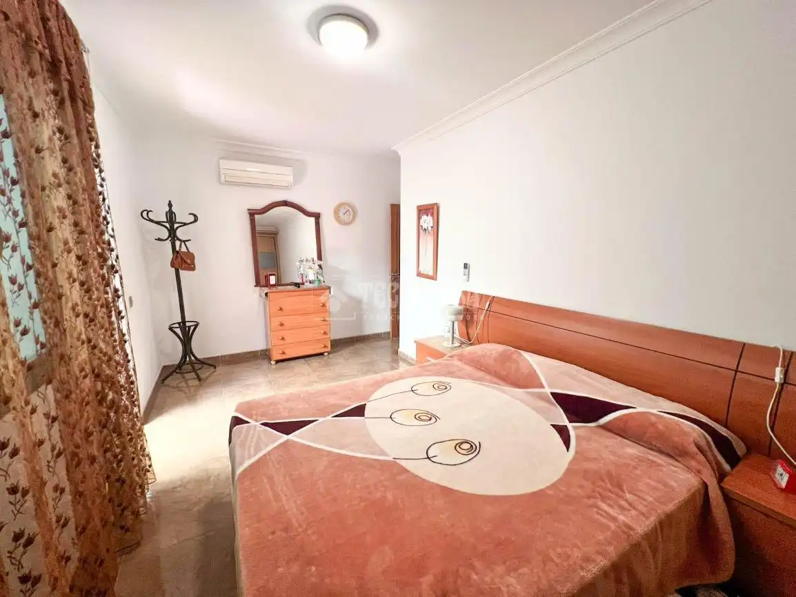 Dormitori de Pis en venda en Santa Lucía de Tirajana amb Aire condicionat i Terrassa