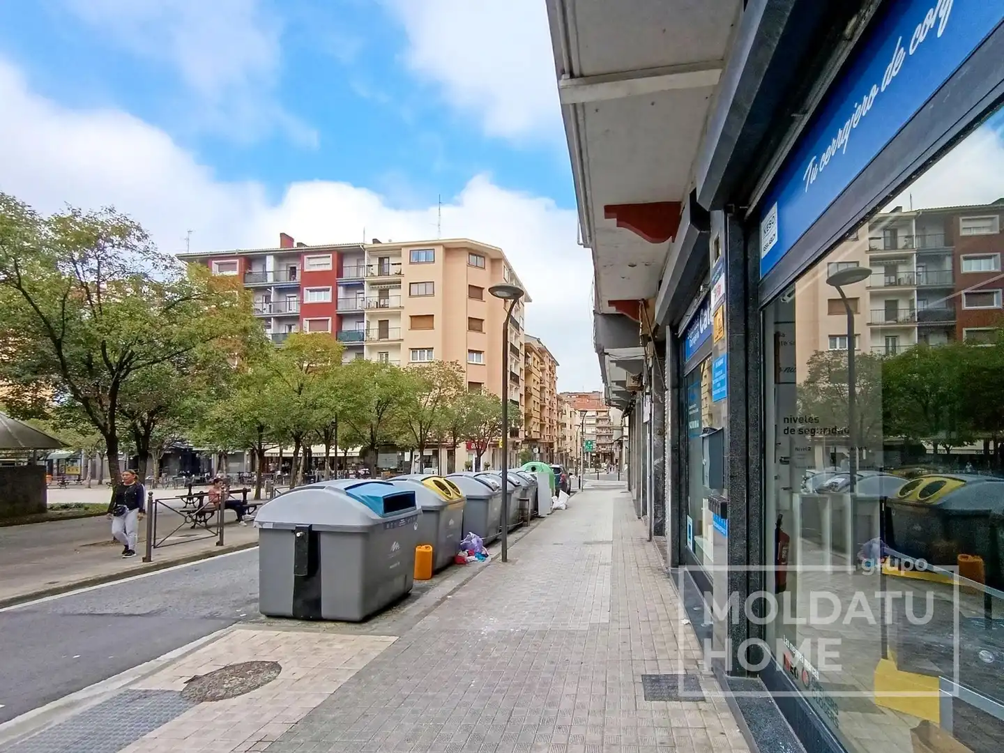 Vista exterior de Piso en venta en Irun  con Calefacción y Amueblado
